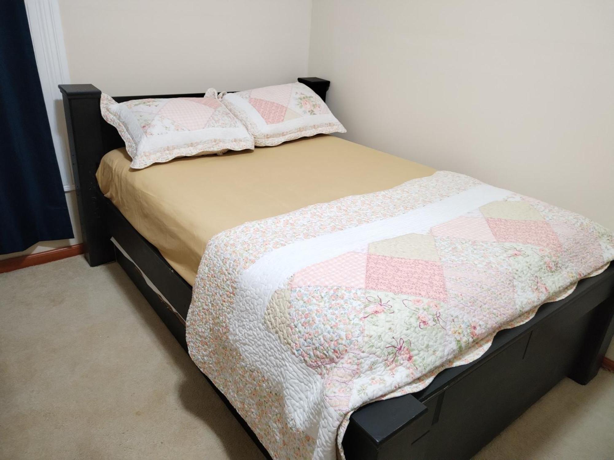 Cool And Affordable Apartment Galesburg Dış mekan fotoğraf